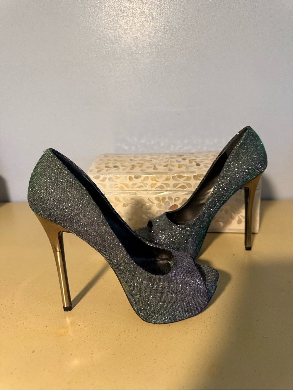 Carlos by Carlos Santana Glitter Peep-Toe High Heels in Shimmering Green-Blue